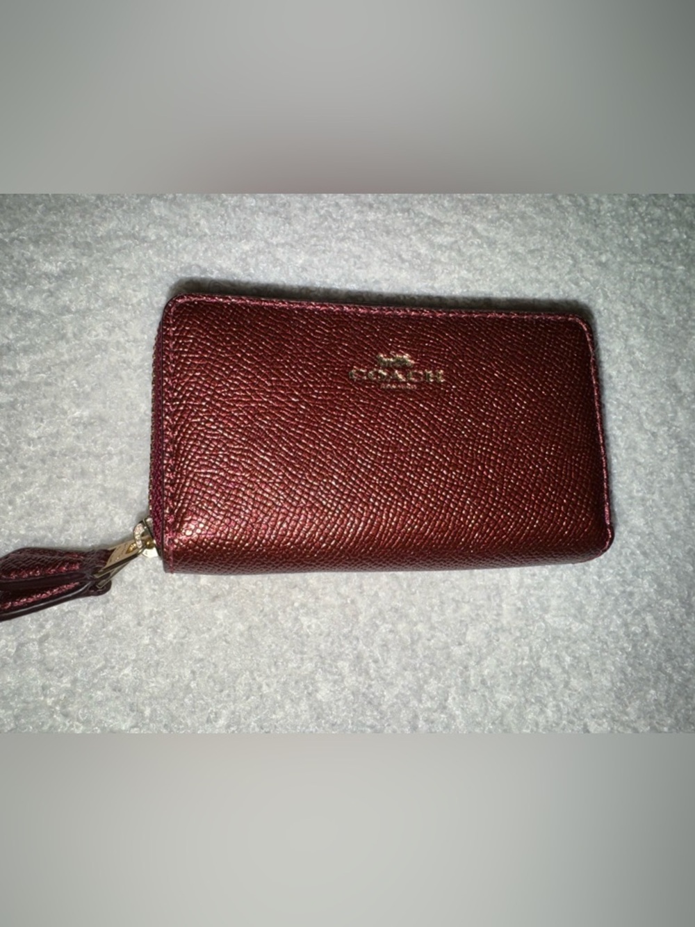 COACH Metallic Burgundy Zip Card Holder Mini Wallet with Gold Logo NWOT